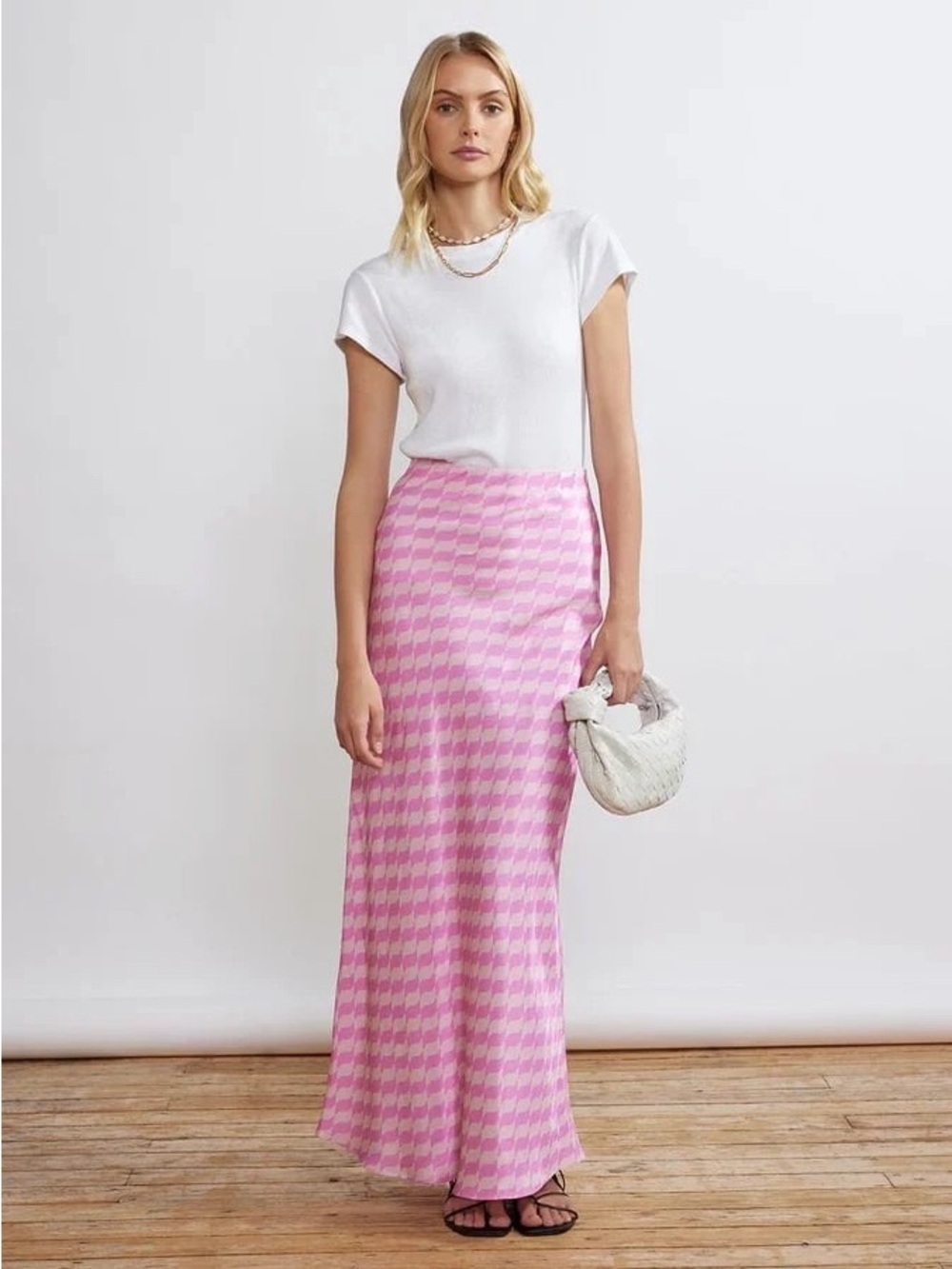 Women's pink feminine skirt